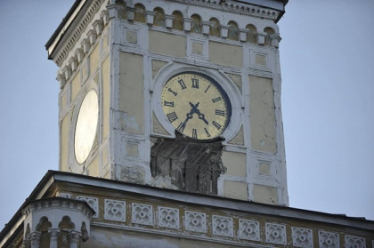 Primaria Chisinaului se risipeste. Reactia autoritatilor despre lipsa unei portiuni de tencuiala de pe turnul cu orologiu - GALERIE FOTO Primaria Chisinaului se risipeste. Reactia autoritatilor despre lipsa unei portiuni de tencuiala de pe turnul cu orologiu - GALERIE FOTO