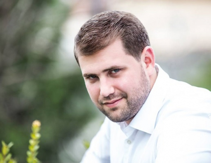 Ilan Sor raspunde la acuzatiile pe care i le aduce Grigoriev: "incerci sa-i ajuti luandu-i din drum, oferindu-le un salariu exagerat, iar ei ajung sa-ti scuipe in suflet"
