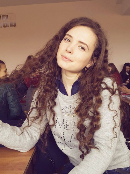 Visul american, transformat intr-un cosmar. Studenta de la Jurnalism, implicata intr-un grav accident in SUA, inca mai are nevoie de bani pentru reabilitare