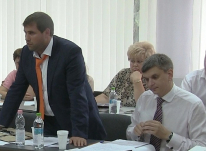 "Esti un om terminat" - mesajul pe care l-ar fi primit fostul viceprimar al orasului Orhei, Igor Grigoriev, de la Igor Dodon - FOTO