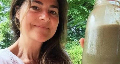 Incredibil: Aceasta femeie s-a vindecat de cancer si a slabit 12 kg. Iata cum a reusit. Incredibil: Aceasta femeie s-a vindecat de cancer si a slabit 12 kg. Iata cum a reusit.