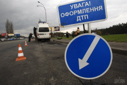 Microbuz cu moldoveni, implicat intr-un accident teribil in Ucraina: Doua persoane au decedat pe loc, iar o mama si fetita acesteia de un an, au ajuns la spital: Cum s-a intamplat totul