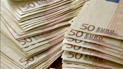 Un moldovean a furat 25.000 de euro de la stapana la care lucra in Italia. Cum s-ar fi intamplat totul Un moldovean a furat 25.000 de euro de la stapana la care lucra in Italia. Cum s-ar fi intamplat totul
