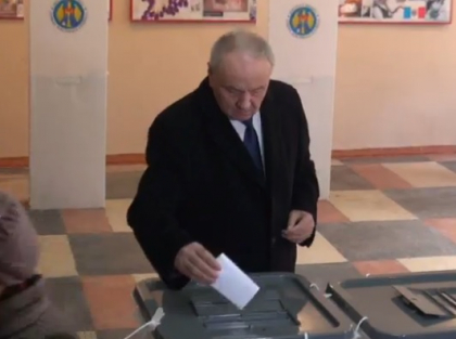 Actualul presedinte Nicolae Timofti si-a ales... succesorul: "am votat pentru linistea si pacea Republicii Moldova" - FOTO