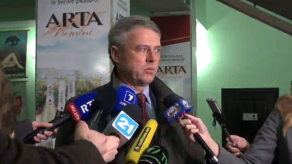 Dumitru Ciubasenco, candidatul lui Usatii la functia de presedinte, a votat: "pentru o lichidare rapida a sistemului corupt" - FOTO Dumitru Ciubasenco, candidatul lui Usatii la functia de presedinte, a votat: "pentru o lichidare rapida a sistemului corupt" - FOTO