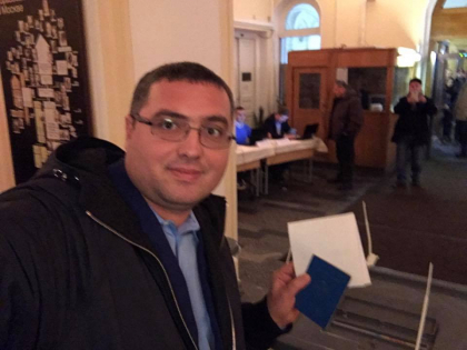 Dat in cautare internationala, Renato Usatii a votat fara probleme la Moscova: "Am fost, am votat cu moldovenii nostri "- FOTO
