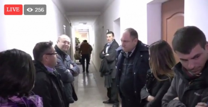 LIVE VIDEO. Sedinta la Curtea de Apel in dosarul lui Renato Usatii. Avocatii au contestat decizia privind mandatul de arest de 30 de zile LIVE VIDEO. Sedinta la Curtea de Apel in dosarul lui Renato Usatii. Avocatii au contestat decizia privind mandatul de arest de 30 de zile