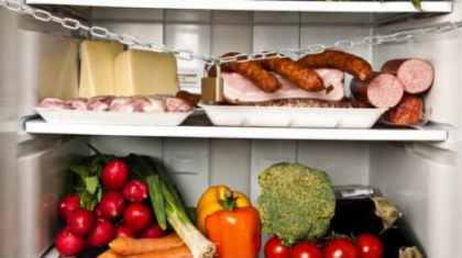 Consuma acest aliment la fiecare masa. Vei slabi sase kilograme aproape instantaneu Consuma acest aliment la fiecare masa. Vei slabi sase kilograme aproape instantaneu