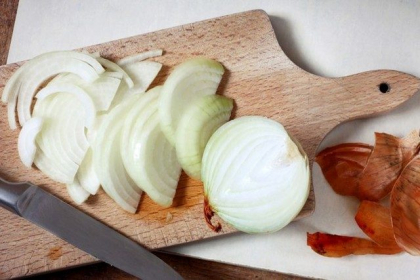 Ai taiat gresit ceapa toata viata ta. Habar nu aveai ca asa se face de fapt Ai taiat gresit ceapa toata viata ta. Habar nu aveai ca asa se face de fapt