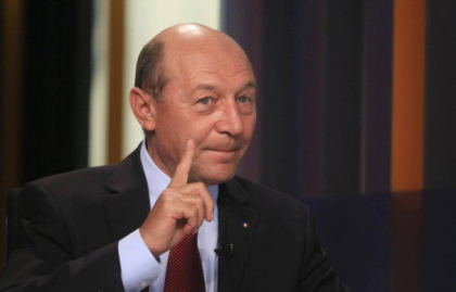 Traian Basescu: "Voi vota in turul doi al prezidentialelor din Republica Moldova"