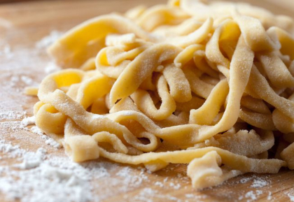 Cum sa prepari taitei de casa, absolut deliciosi, pentru supe perfecte Cum sa prepari taitei de casa, absolut deliciosi, pentru supe perfecte