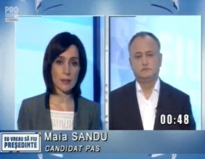 Sandu: "Sa nu vina politicienii ca le spuna dascalilor cum sa scrie biografia lui Igor Dodon in manualul de istorie" Dodon: "Eu va promit ca in scoli se va studia istoria Moldovei" Sandu: "Sa nu vina politicienii ca le spuna dascalilor cum sa scrie biografia lui Igor Dodon in manualul de istorie" Dodon: "Eu va promit ca in scoli se va studia istoria Moldovei"