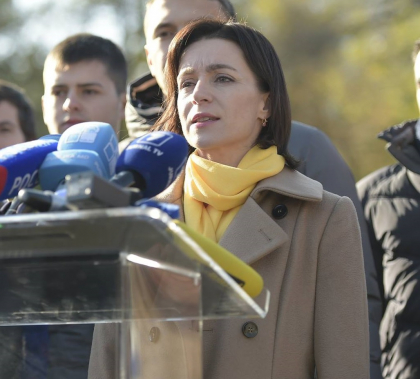 Maia Sandu cere anularea alegerilor prezidentiale: "Semnati petitia online. Haideti sa ne aparam voturile pana la capat" Maia Sandu cere anularea alegerilor prezidentiale: "Semnati petitia online. Haideti sa ne aparam voturile pana la capat"