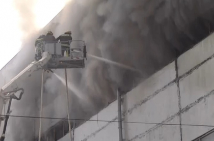 Familia pompierului decedat in incendiul devastator de la Ciocana, va primi salariu lunar timp de 10 de ani: De la ce ar fi pornit focul Familia pompierului decedat in incendiul devastator de la Ciocana, va primi salariu lunar timp de 10 de ani: De la ce ar fi pornit focul