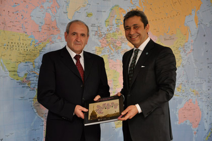 Consulul Republicii Moldova la Istanbul a fost retinut pentru 72 de ore intr-un dosar de corupere pasiva