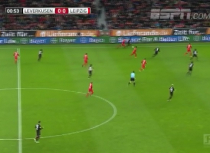 Minunile continua pentru Leipzig: aflata la primul sezon in esalonul superior al Campionatului Germaniei a urcat pe primul loc in clasament dupa meciul cu Bayer Leverkusen - VIDEO Minunile continua pentru Leipzig: aflata la primul sezon in esalonul superior al Campionatului Germaniei a urcat pe primul loc in clasament dupa meciul cu Bayer Leverkusen - VIDEO