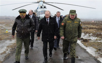 Putin si generalii sai fac planuri de razboi  - Adevarul