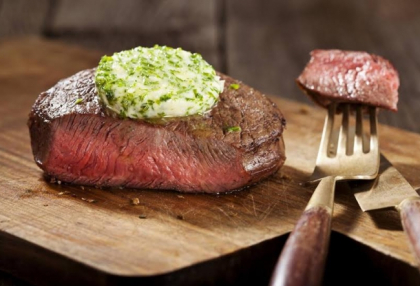 Steak de vita, copt pe piatra vulcanica! Iata reteta pas cu pas - VIDEO Steak de vita, copt pe piatra vulcanica! Iata reteta pas cu pas - VIDEO