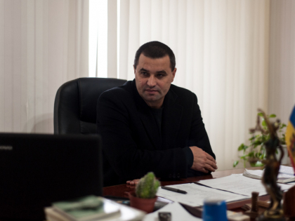 Ultima ora! Fostul sef de la penitenciarul nr. 13, RETINUT Ultima ora! Fostul sef de la penitenciarul nr. 13, RETINUT