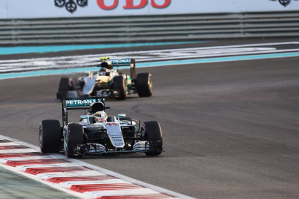 Nico Rosberg, campion mondial de Formula 1, pentru prima data in cariera. Pilotul german a ocupat locul secund la ultima cursa a sezonului - FOTO Nico Rosberg, campion mondial de Formula 1, pentru prima data in cariera. Pilotul german a ocupat locul secund la ultima cursa a sezonului - FOTO