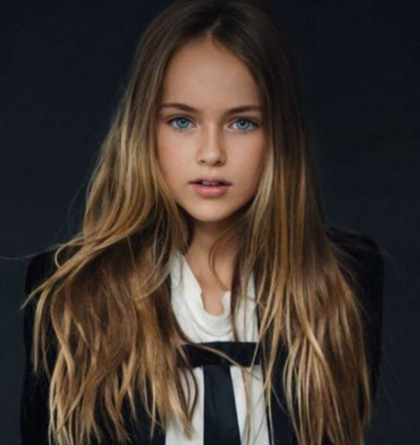 Ea este cea mai frumoasa fetita. La doar 10 ani a pozat pentru cele mai cunoscute case de moda, a devenit supermodel si a fascinat milioane de oameni - GALERIE FOTO Ea este cea mai frumoasa fetita. La doar 10 ani a pozat pentru cele mai cunoscute case de moda, a devenit supermodel si a fascinat milioane de oameni - GALERIE FOTO