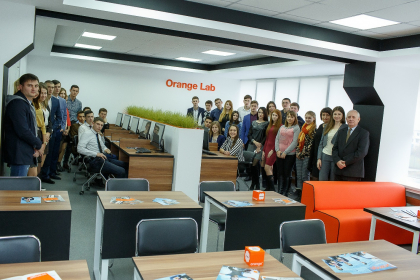 Orange Digital Lab la Colegiul Politehnic din Balti - VIDEO