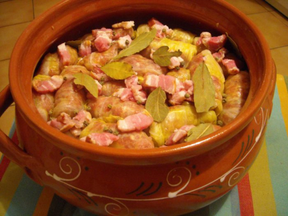 Trucul simplu care transforma sarmalele intr-o mancare sanatoasa si cu mai putine calorii. Uite ce sa adaugi printre straturi Trucul simplu care transforma sarmalele intr-o mancare sanatoasa si cu mai putine calorii. Uite ce sa adaugi printre straturi