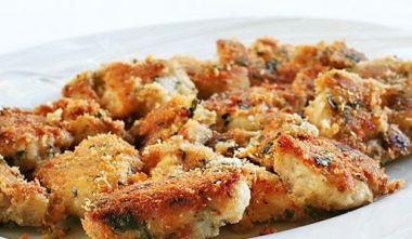 Pui cu parmezan Pui cu parmezan