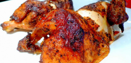 De ce sa nu mai arunci niciodata pielea de pe carnea de pui De ce sa nu mai arunci niciodata pielea de pe carnea de pui