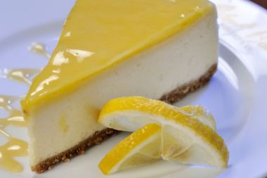 Cheesecake cu lamaie Cheesecake cu lamaie