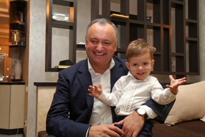 Sarbatoare in familia presedintelui Igor Dodon. Mezinul Nicolae implineste 2 ani - GALERIE FOTO