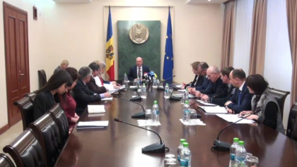 8 posturi vamale din tara, INCHISE. Circulatia spre Odesa este interzisa: drumurile sunt inzapezite 8 posturi vamale din tara, INCHISE. Circulatia spre Odesa este interzisa: drumurile sunt inzapezite