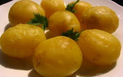 Cartofii NU INGRASA - Ii poti folosi in diete daca stii SA-I PREPARI CORECT! Cartofii NU INGRASA - Ii poti folosi in diete daca stii SA-I PREPARI CORECT!