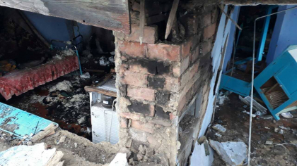 Tragedie in satul Samurza, Taraclia. Un barbat in varsta de 48 de ani a suferit arsuri de gradul II in urma unei explozii in propria locuinta - FOTO