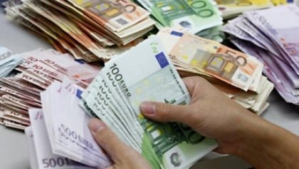 Acelasi salariu in toata Europa. Propunerea Comisiei Europene, care se va aplica in toate tarile membre UE Acelasi salariu in toata Europa. Propunerea Comisiei Europene, care se va aplica in toate tarile membre UE