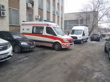 Platon a fost scos din sala de judecata dupa ce i s-a facut rau: Ambulanta a ajuns la Judecatoria Buiucani - FOTO Platon a fost scos din sala de judecata dupa ce i s-a facut rau: Ambulanta a ajuns la Judecatoria Buiucani - FOTO