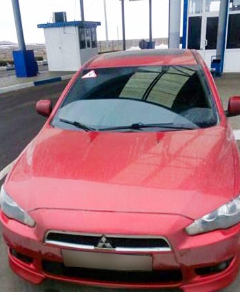 Ce au gasit vamesii intr-un Mitsubishi Lancer care voia sa iasa din tara prin punctul de trecere Tudora: "Erau peste o suta" - GALERIE FOTO