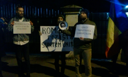 Basarabenii s-au solidarizat cu protestatarii din Romania - Report.md Basarabenii s-au solidarizat cu protestatarii din Romania - Report.md