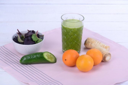 Prepara-ti un smoothie delicios care te ajuta sa slabesti rapid! Incearca reteta lui Carmen Bruma! Prepara-ti un smoothie delicios care te ajuta sa slabesti rapid! Incearca reteta lui Carmen Bruma!