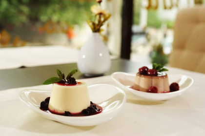 Iti plac deserturile fine? Localul din Chisinau, care te invita sa gusti cea mai delicioasa panna cotta - FOTO