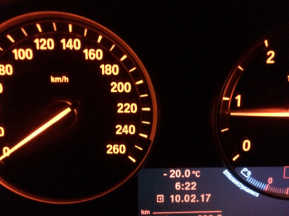 Minus 23 la Calarasi, minus 20 la Hancesti, minus 15 in Chisinau. A fost frig si gerul nu se inmoaie nici maine - FOTO