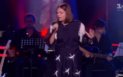 Cat de perfect a cantat o adolescenta piesa "1944" cu care Jamala a castigat Eurovision 2016. Unul dintre jurati a inceput sa planga - VIDEO Cat de perfect a cantat o adolescenta piesa "1944" cu care Jamala a castigat Eurovision 2016. Unul dintre jurati a inceput sa planga - VIDEO