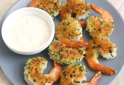 Creveti crocanti cu ierburi romatice si sos Aioli Creveti crocanti cu ierburi romatice si sos Aioli
