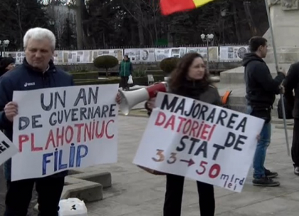 URMARESTE LIVE. Mai multi sustinatori ai Platformei DA, la protest in centrul capitalei: Sunt nemultumiti de amnistia fiscala. Vor merge in mars pana la Parlament si CNA URMARESTE LIVE. Mai multi sustinatori ai Platformei DA, la protest in centrul capitalei: Sunt nemultumiti de amnistia fiscala. Vor merge in mars pana la Parlament si CNA