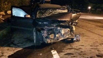Grav accident pe soseaua Chisinau - Hancesti: Cinci persoane, printre care si un copil, transportate la spital dupa ce doua masini s-au ciocnit violent