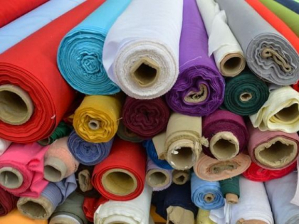 Un producator de haine, unul dintre marii retaileri internationali se retrage din Romania. Compania care lasa pe drumuri sute de angajati si se muta in Republica Moldova Un producator de haine, unul dintre marii retaileri internationali se retrage din Romania. Compania care lasa pe drumuri sute de angajati si se muta in Republica Moldova