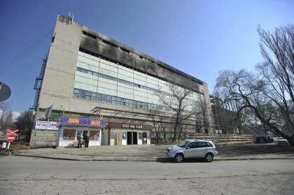 Cum arata depozitul de la Ciocana devastat anul trecut de un incendiu urias in urma caruia un pompier si-a pierdut viata: Autoritatile se pregatesc sa-l demoleze - GALERIE FOTO