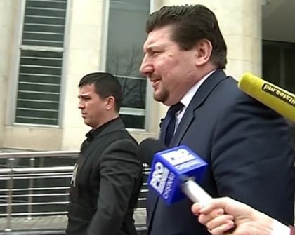 Ce spune avocatul ministrului Agriculturii, Eduard Grama: "Nu exista probe in viziunea noastra. Sunt niste declaratii, martori" Ce spune avocatul ministrului Agriculturii, Eduard Grama: "Nu exista probe in viziunea noastra. Sunt niste declaratii, martori"