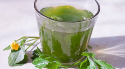 Acest suc iti curata ficatul de toxine in doar 72 de ore. Ai nevoie de doar 3 ingrediente Acest suc iti curata ficatul de toxine in doar 72 de ore. Ai nevoie de doar 3 ingrediente