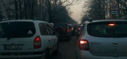 Vezi unde vor sta astazi radarele Politiei. Ambuteiaje in aceasta dimineata in trei sectoare din capitala Vezi unde vor sta astazi radarele Politiei. Ambuteiaje in aceasta dimineata in trei sectoare din capitala